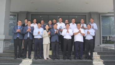 bi-thu-tinh-uy-lanh-dao-ubnd-long-an-tham-phuoc-dong-20250521