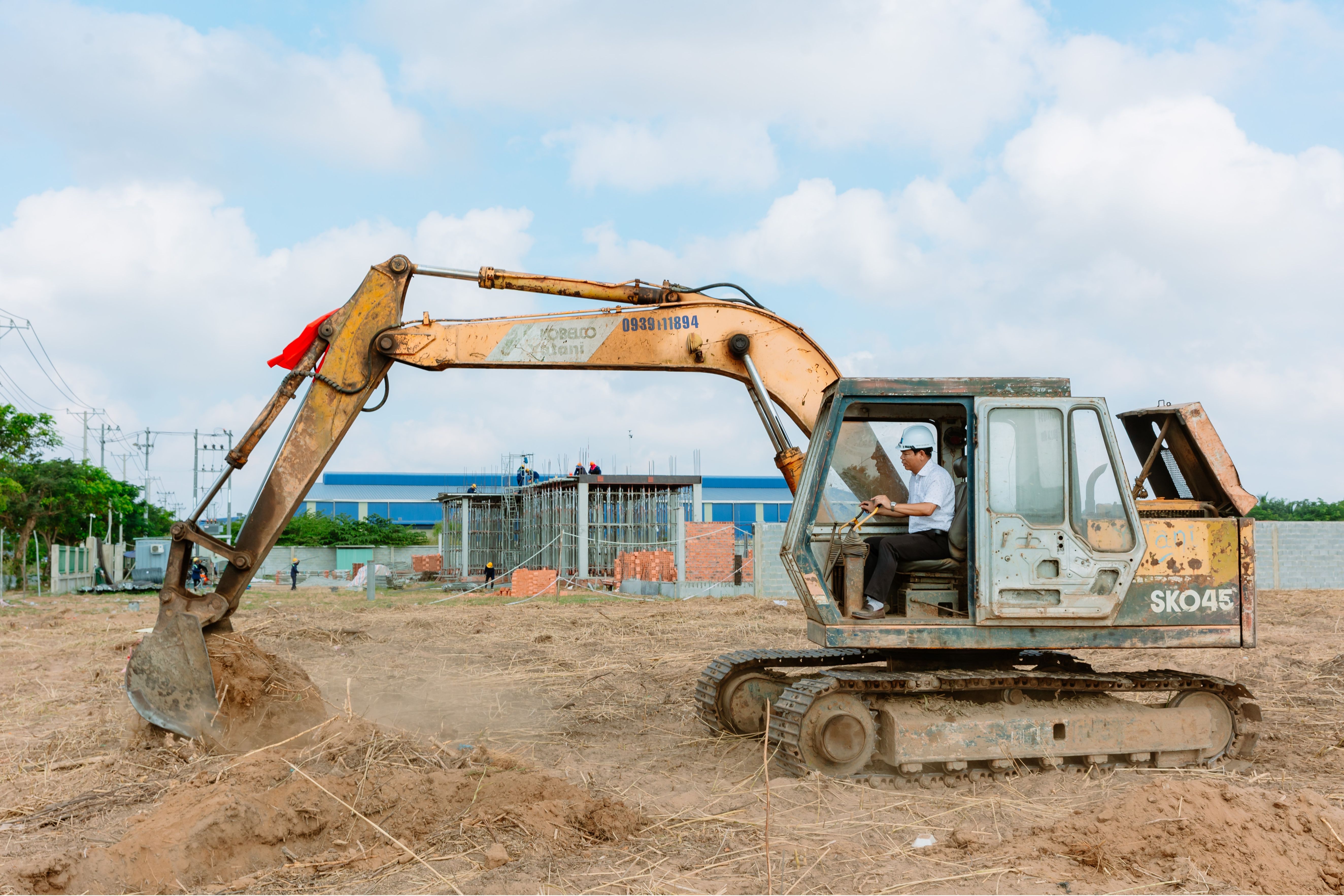 le dong tho tram bien ap 110kv cau cang phuoc dong   dau noi  ?? buoc khoi dau trien khai du an ha tang dien tai tay ninh